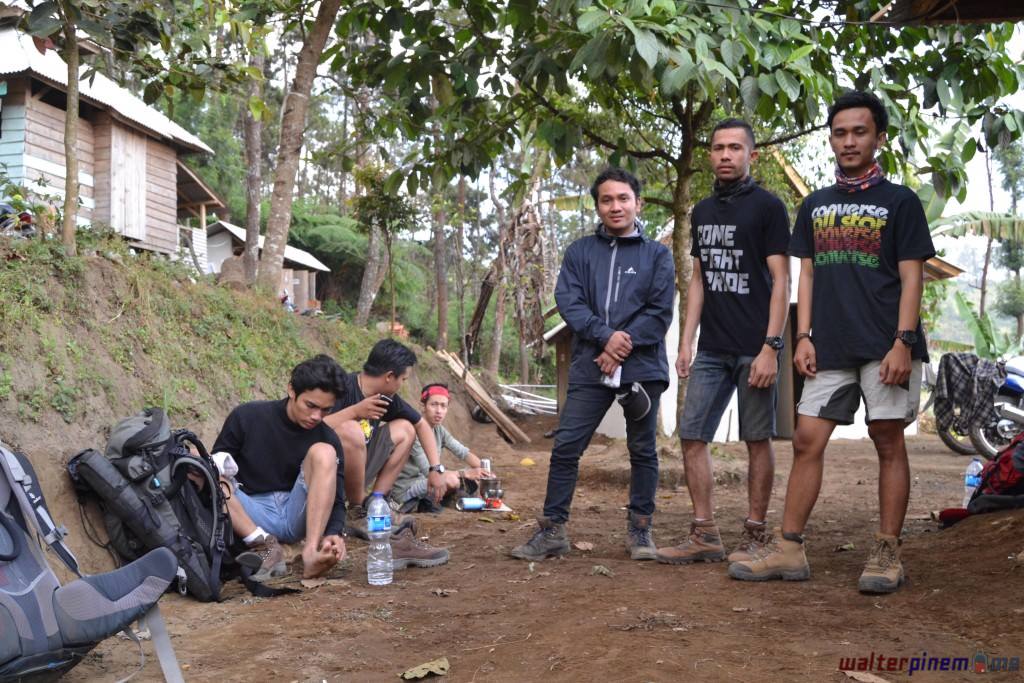 Pos 1 Berod Gunung Ciremai