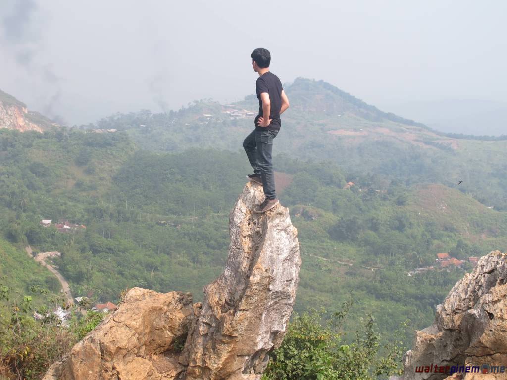 stone garden bandung taman batu padalarang 9