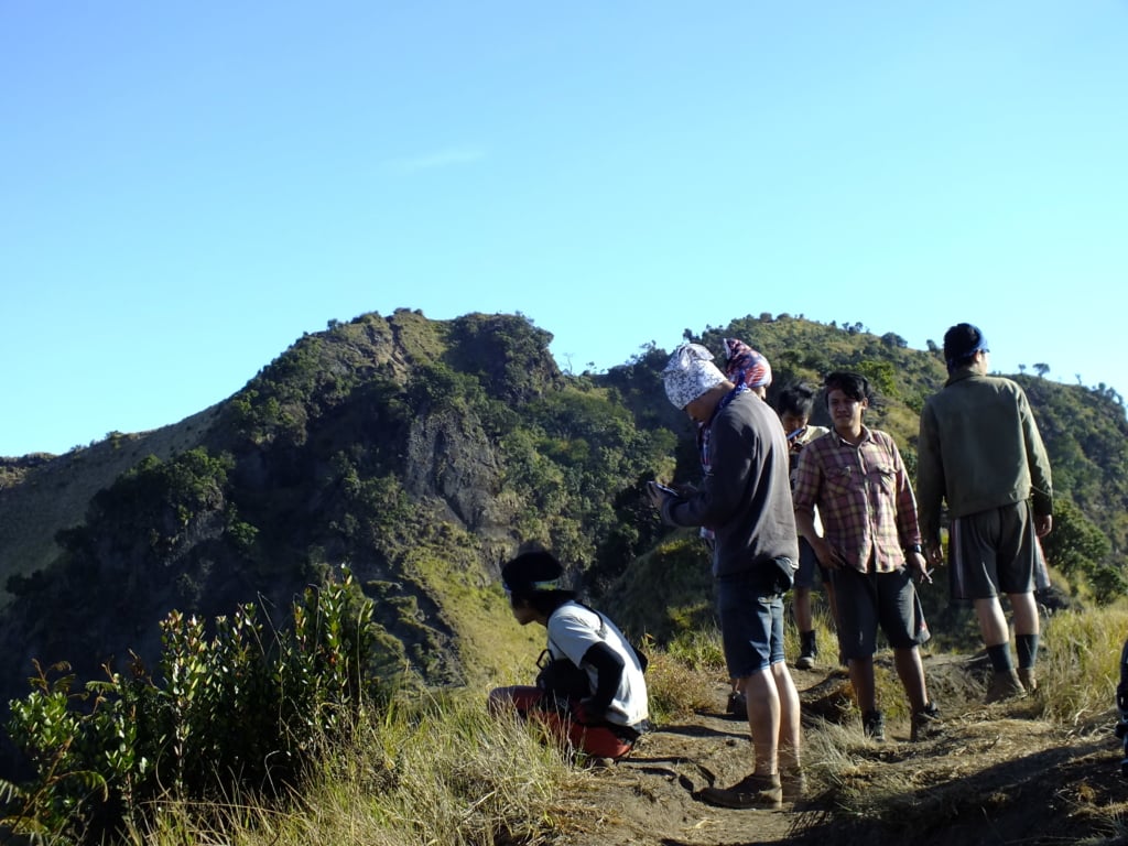 antara kentheng songo dan puncak syarief gunung merbabu