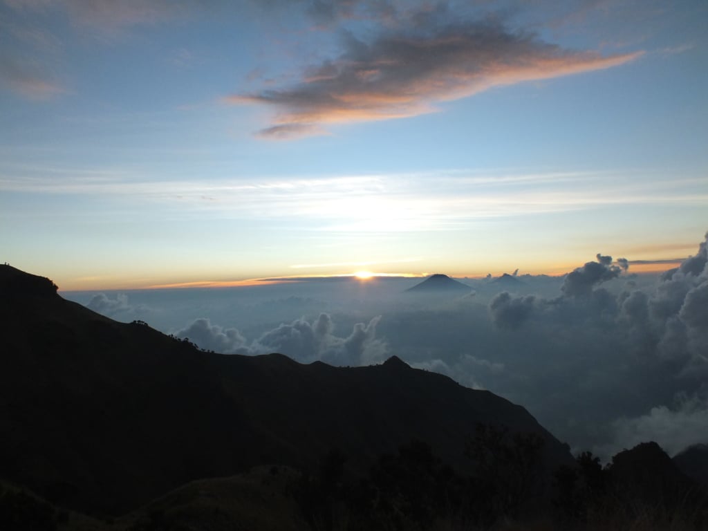 sunset dari gunung merbabu 5