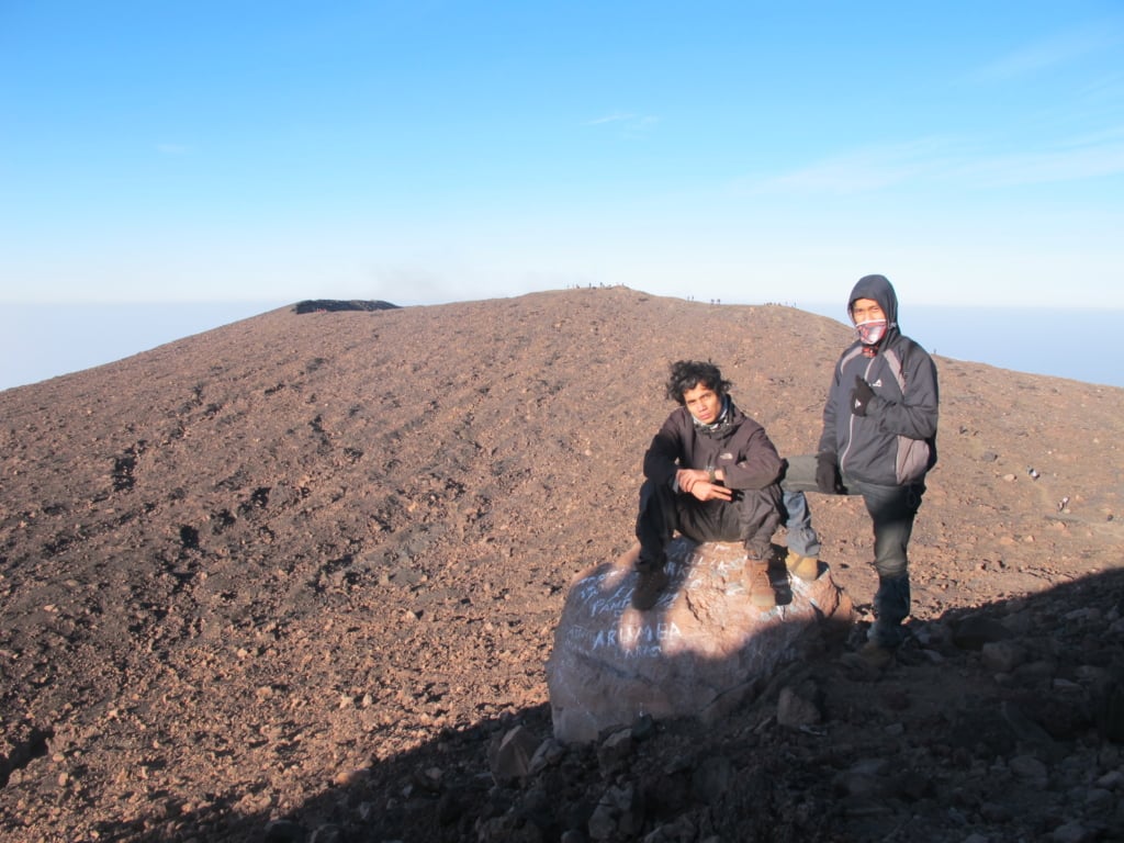 Puncak Gunung Slamet 2