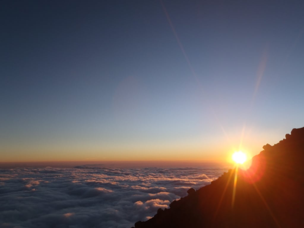 sunrise gunung semeru