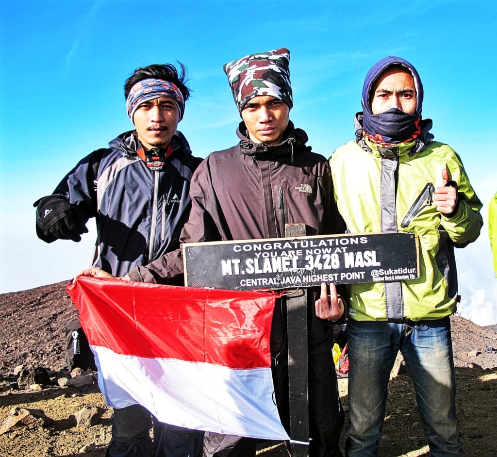 puncak gunung slamet 3428 mdpl