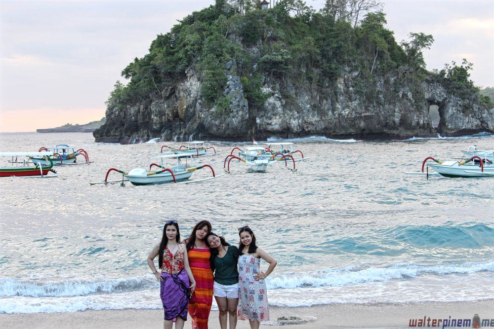 pantai crystal bay nusa penida beach bali