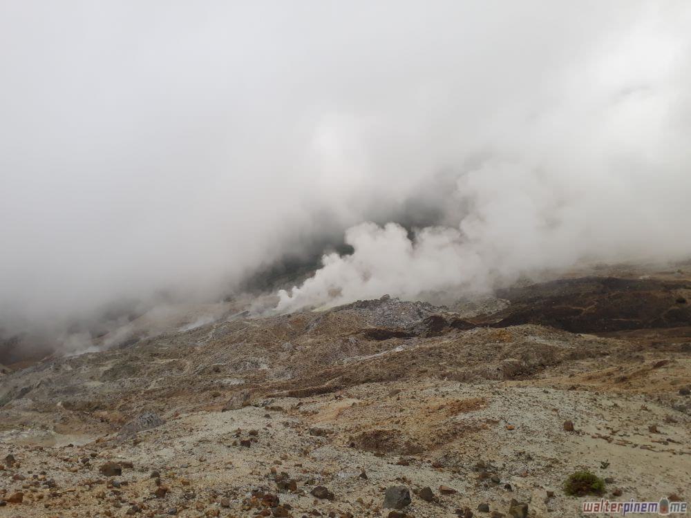 mendaki gunung papandayan garut jawa barat - 2