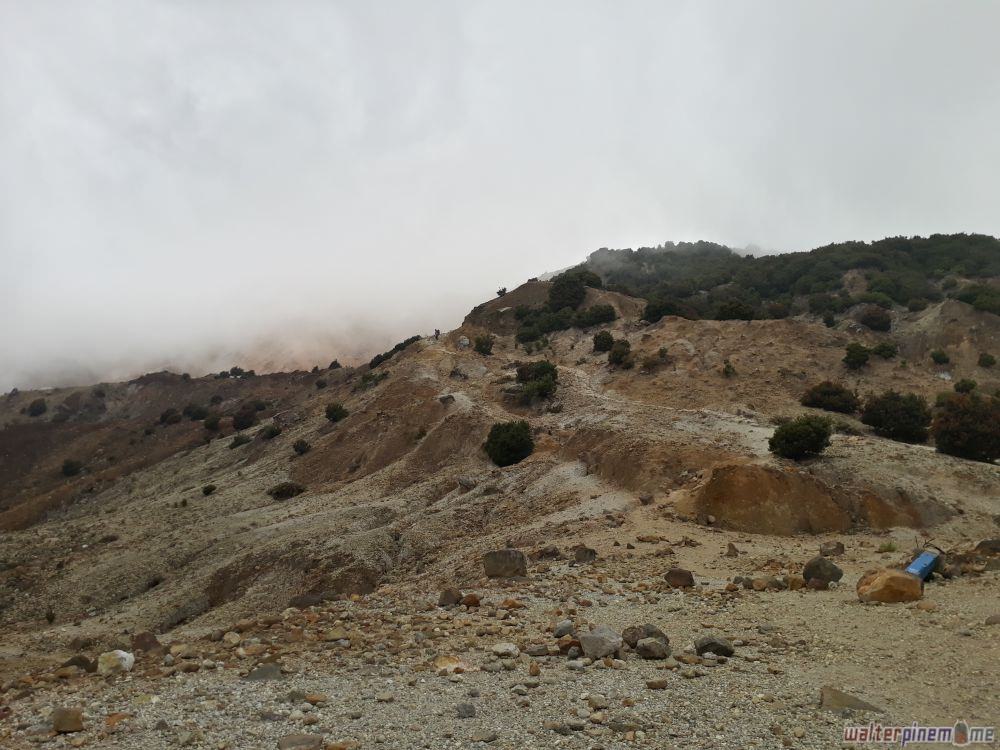 mendaki gunung papandayan garut jawa barat - 3
