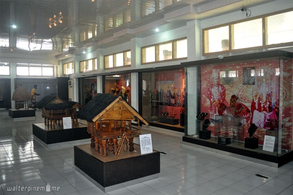 Berkunjung dan Mengeksplor Museum Negeri Bengkulu
