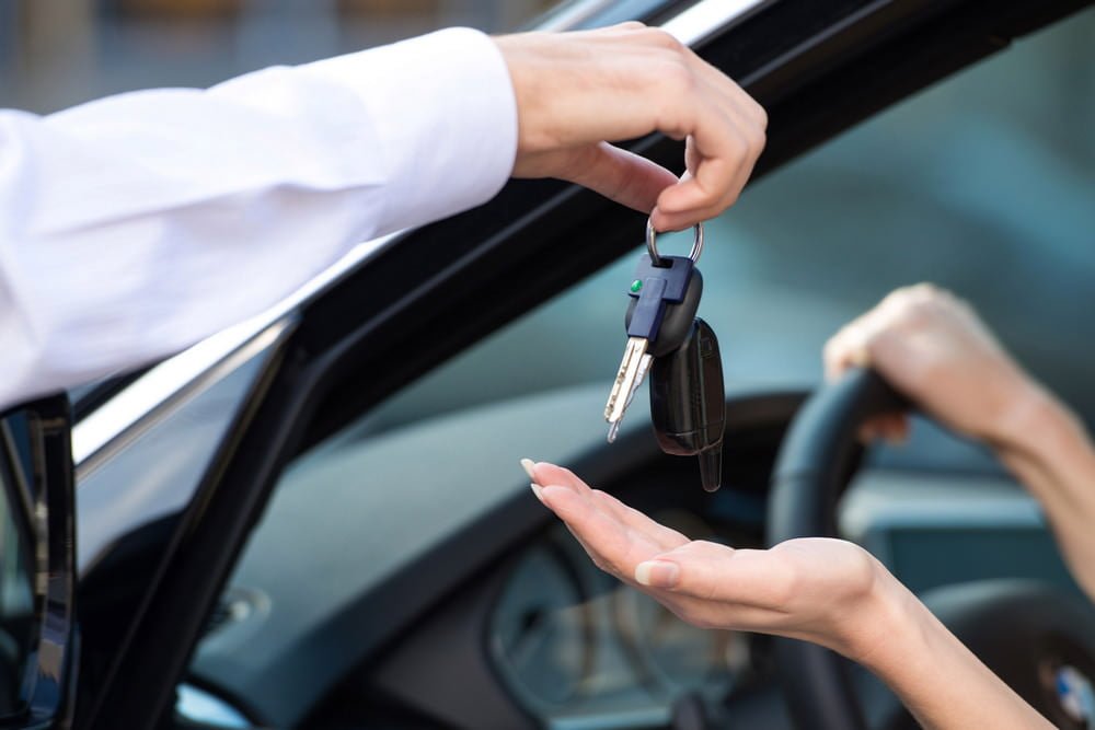 Cari Rental Mobil di Jakarta Barat? Begini Caranya!