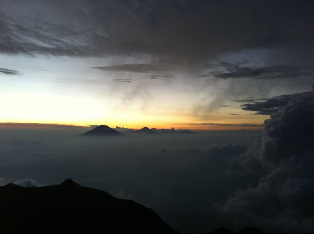 sunset dari gunung merbabu 6