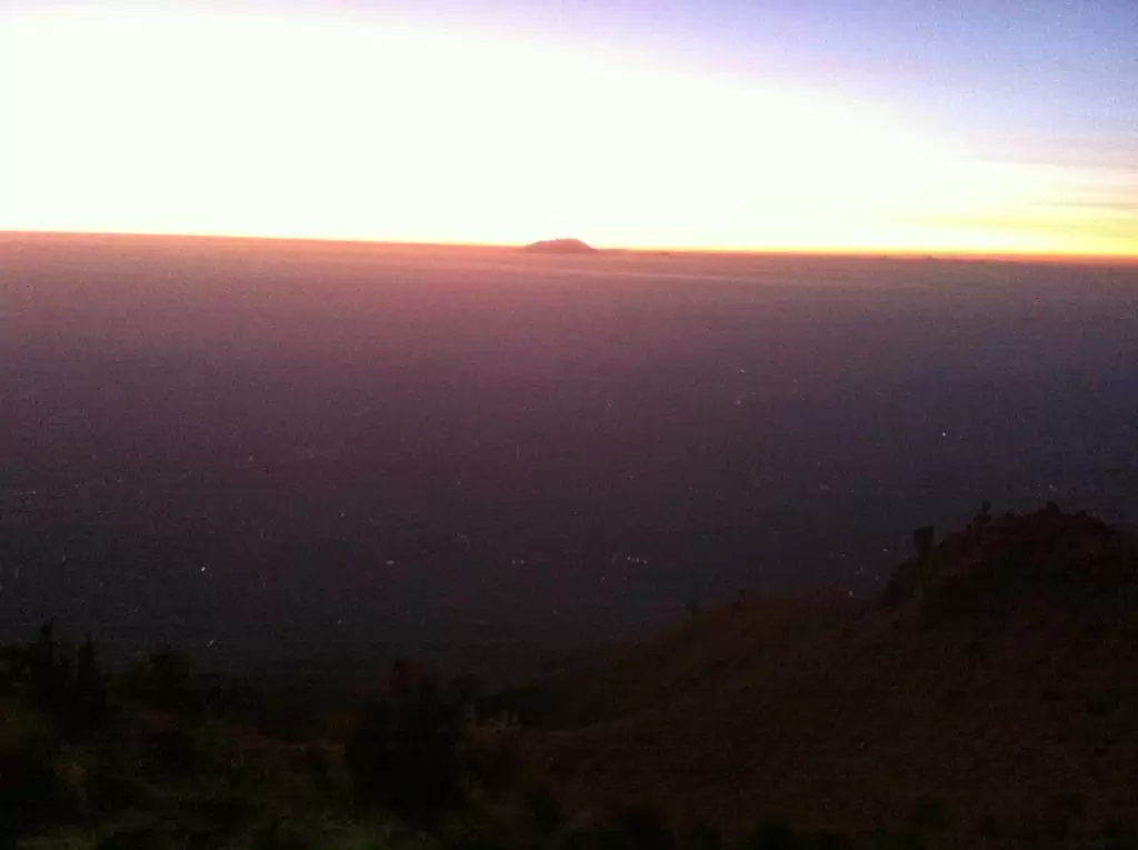 sunset gunung merbabu 2